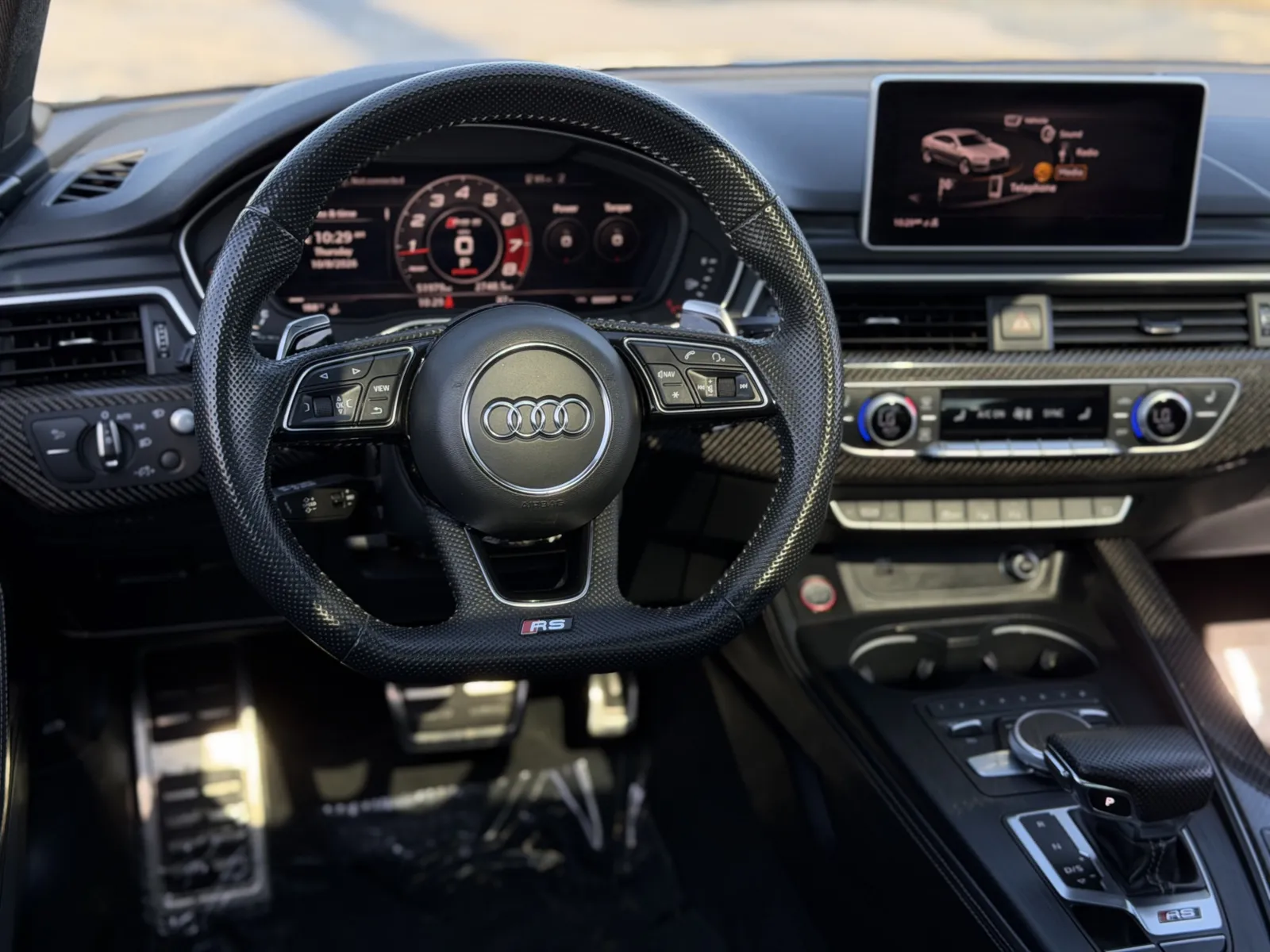 Audi RS 5 photo 30
