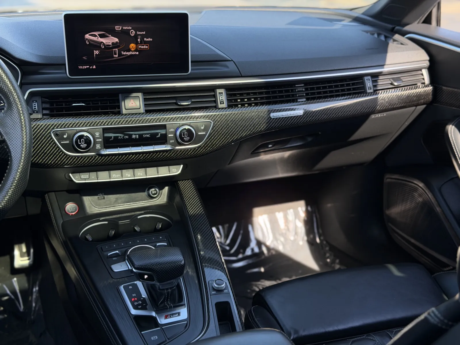 Audi RS 5 photo 35