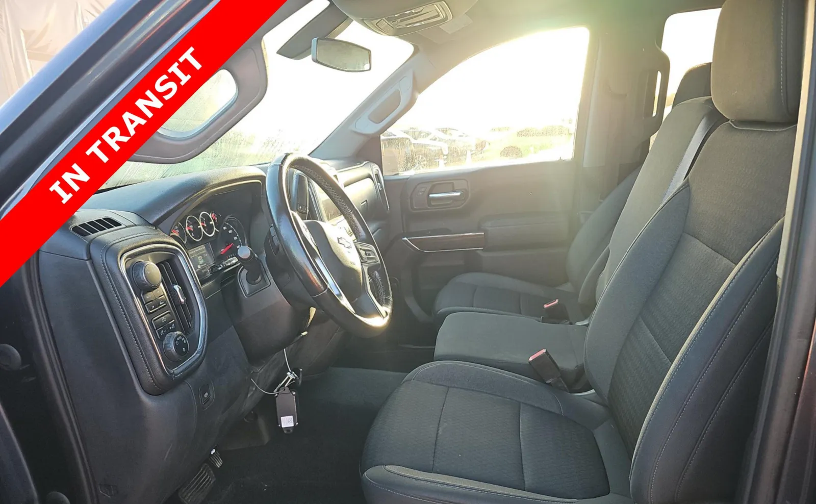 Chevrolet Silverado photo 6