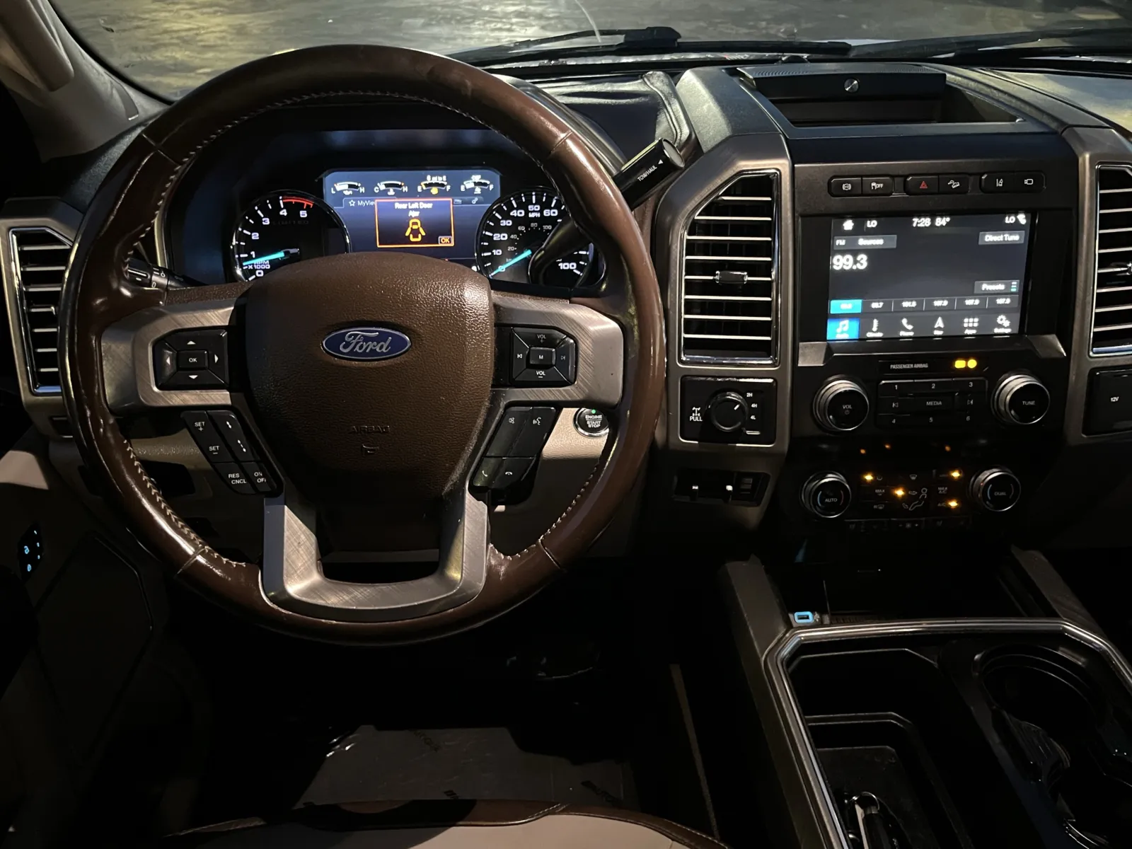 Ford F-350 photo 15