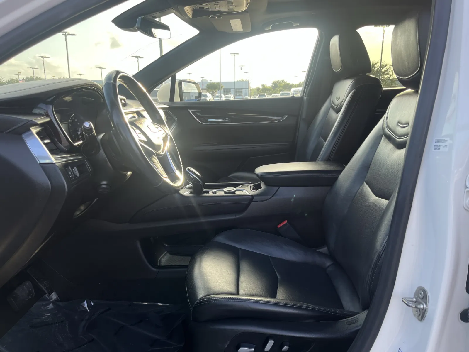 Cadillac XT5 photo 26