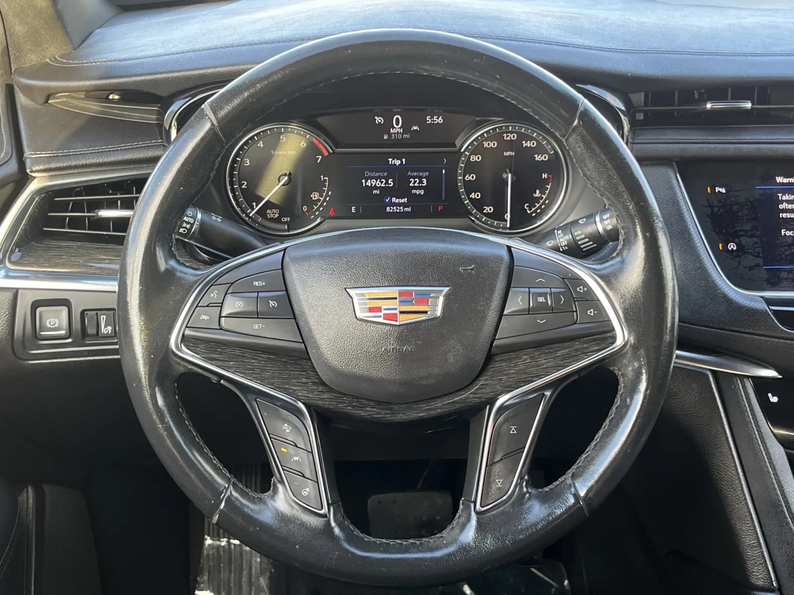 Cadillac XT5 photo 15