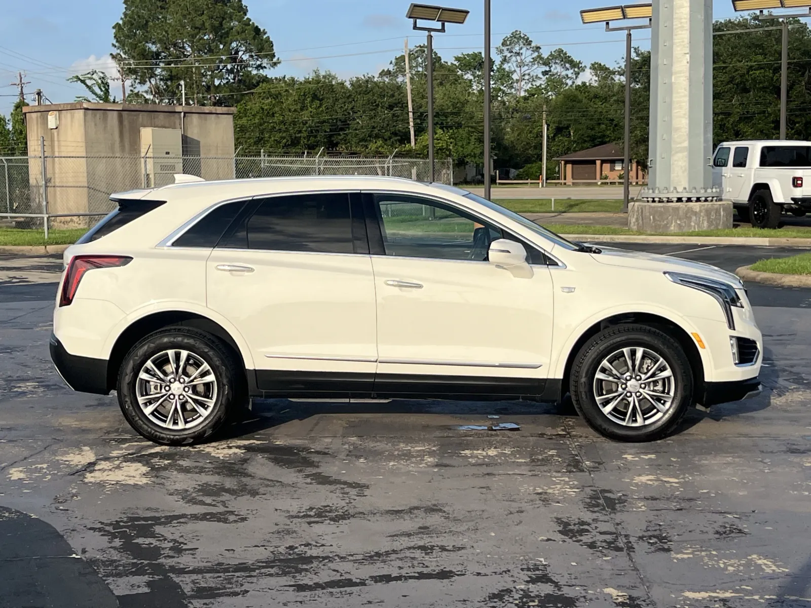 Cadillac XT5 photo 8