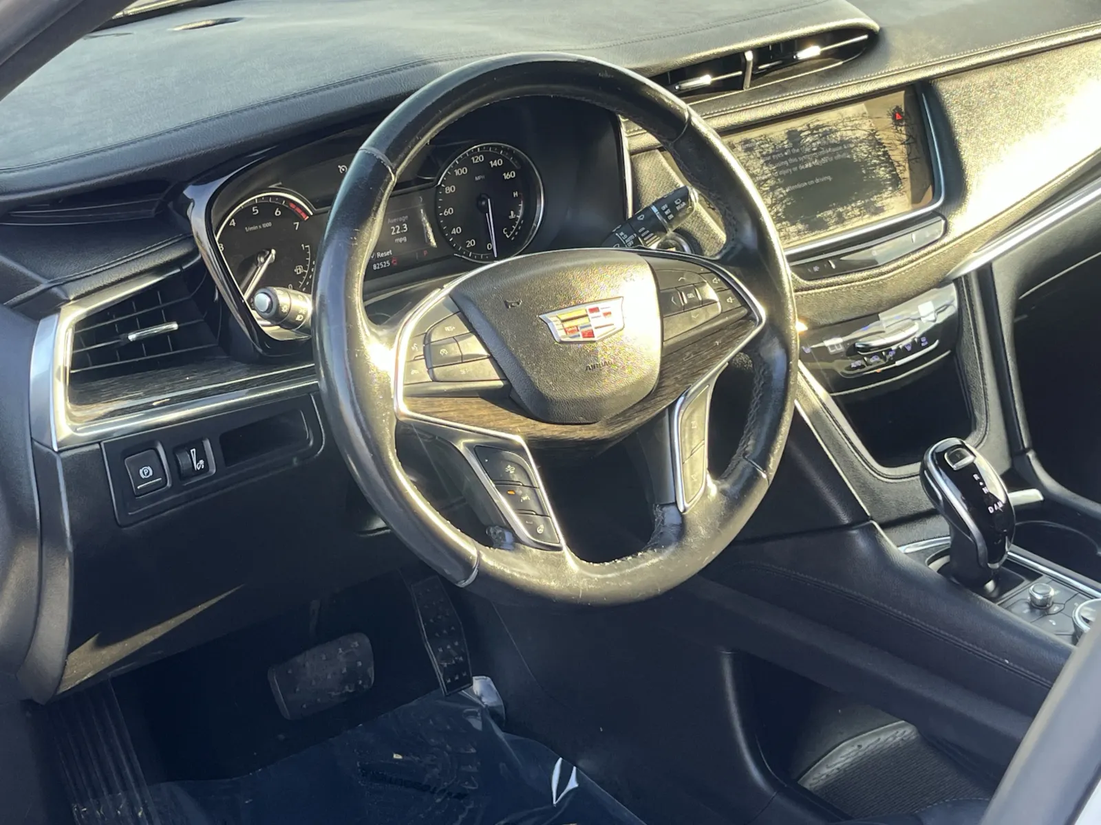 Cadillac XT5 photo 12