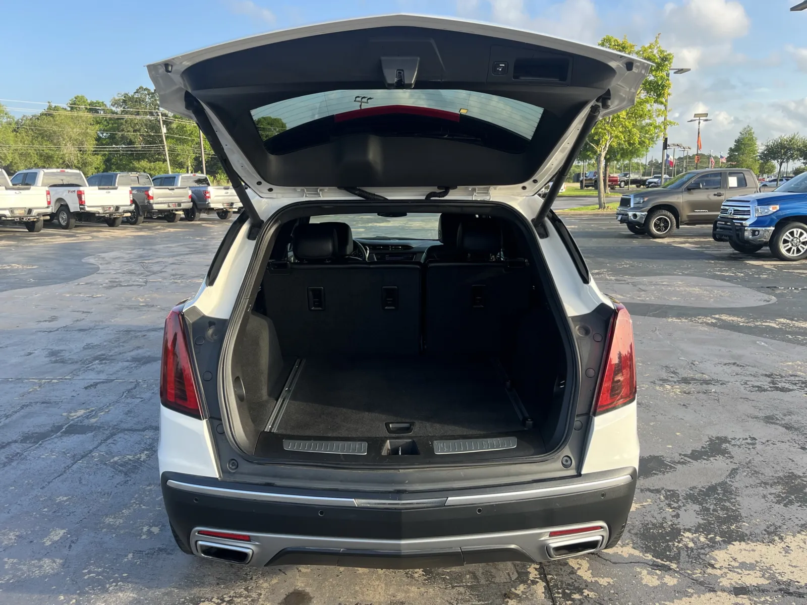 Cadillac XT5 photo 9