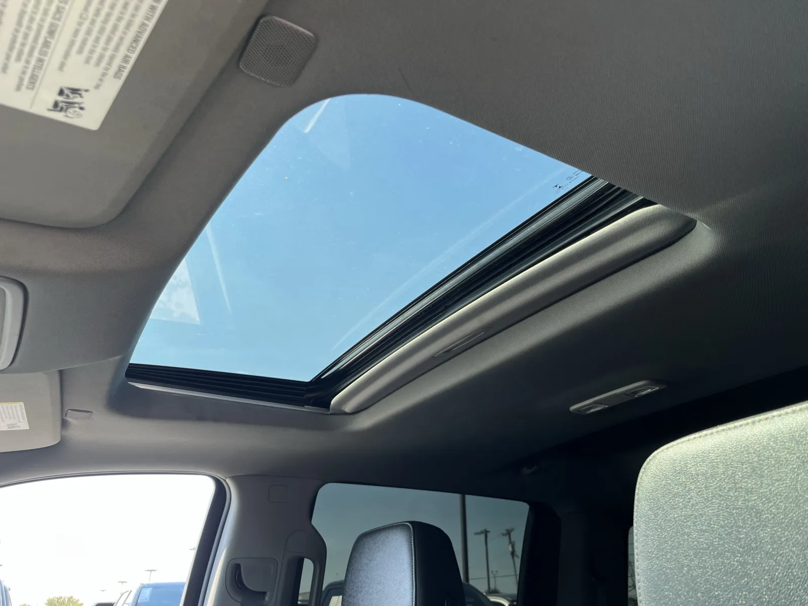 2022 Chevrolet Silverado 1500 Limited LTZ - Photo 7