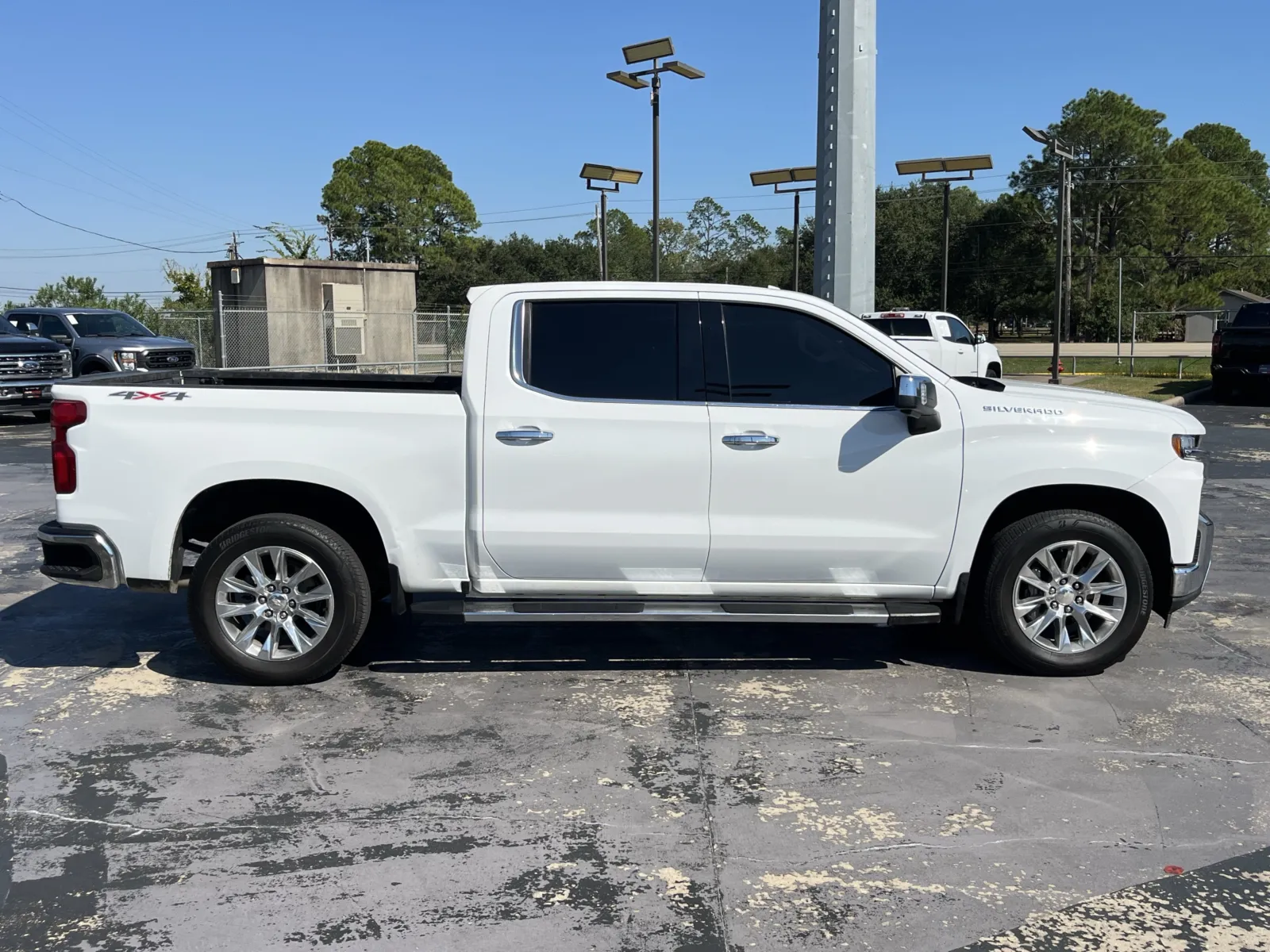 2022 Chevrolet Silverado 1500 Limited LTZ - Photo 11