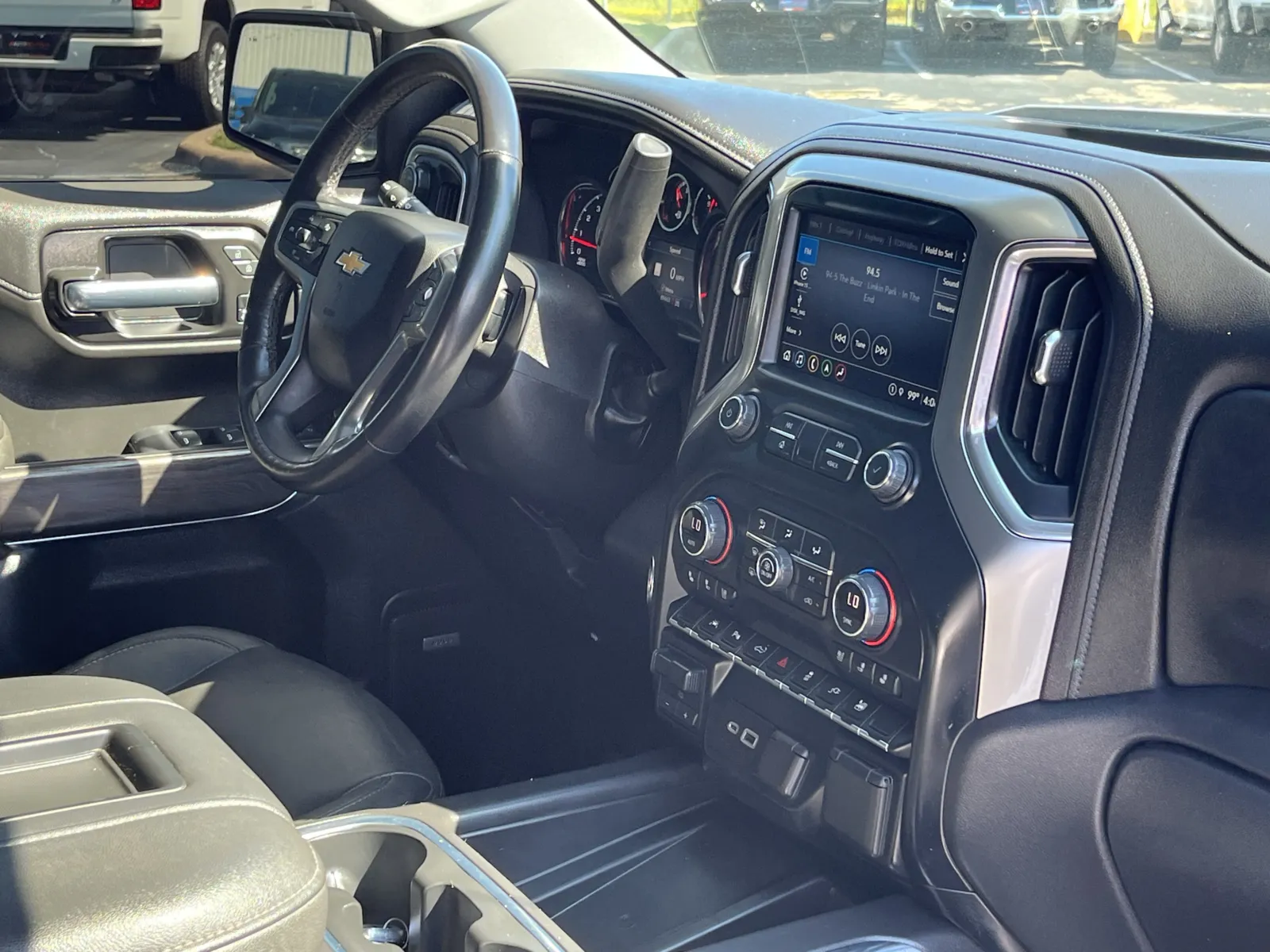 2022 Chevrolet Silverado 1500 Limited LTZ - Photo 14