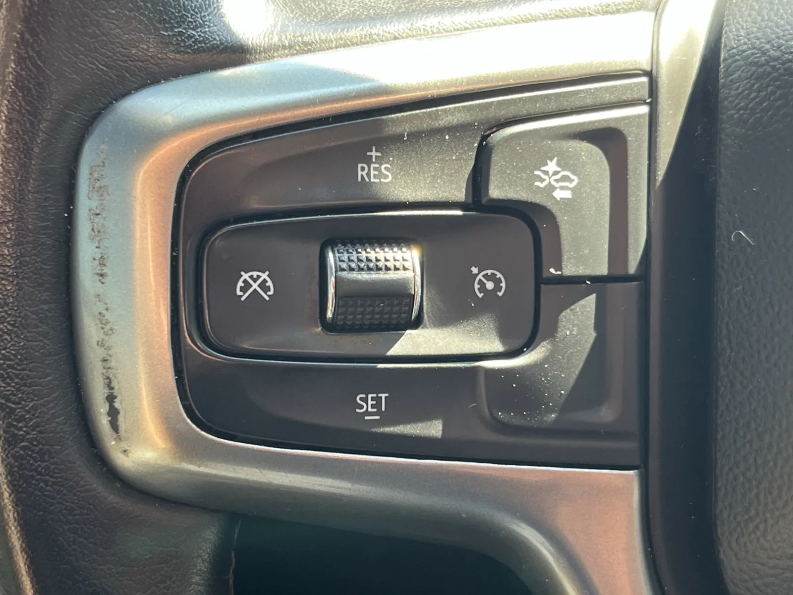 2022 Chevrolet Silverado 1500 Limited LTZ - Photo 17