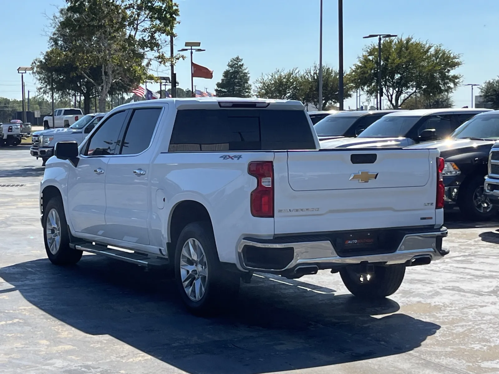 2022 Chevrolet Silverado 1500 Limited LTZ - Photo 10