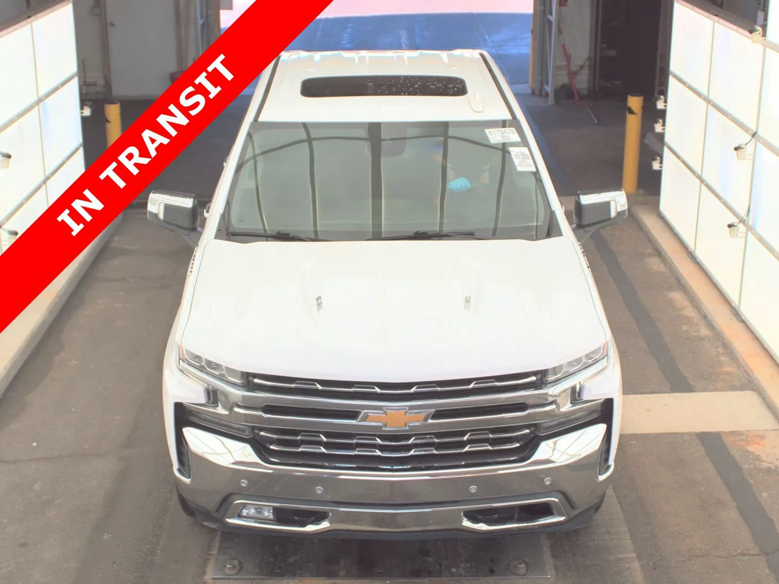 Chevrolet Silverado photo 4