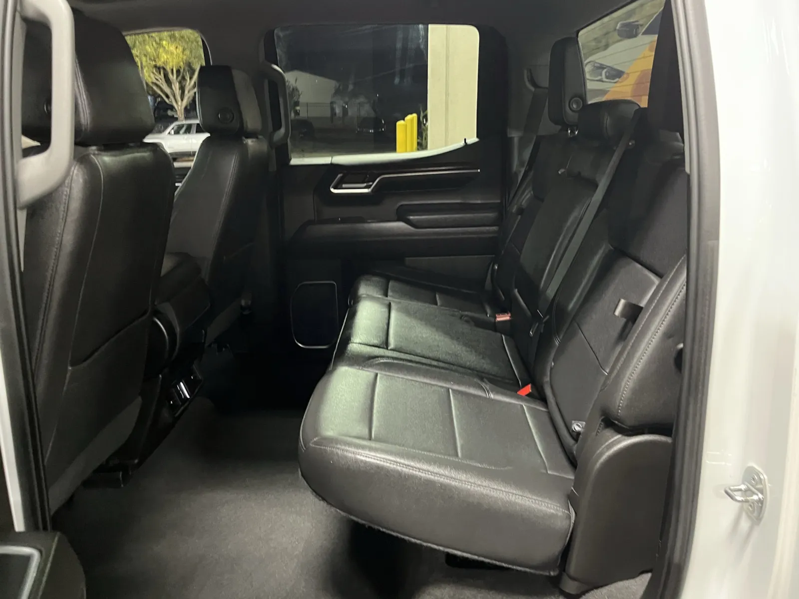 GMC Sierra photo 26