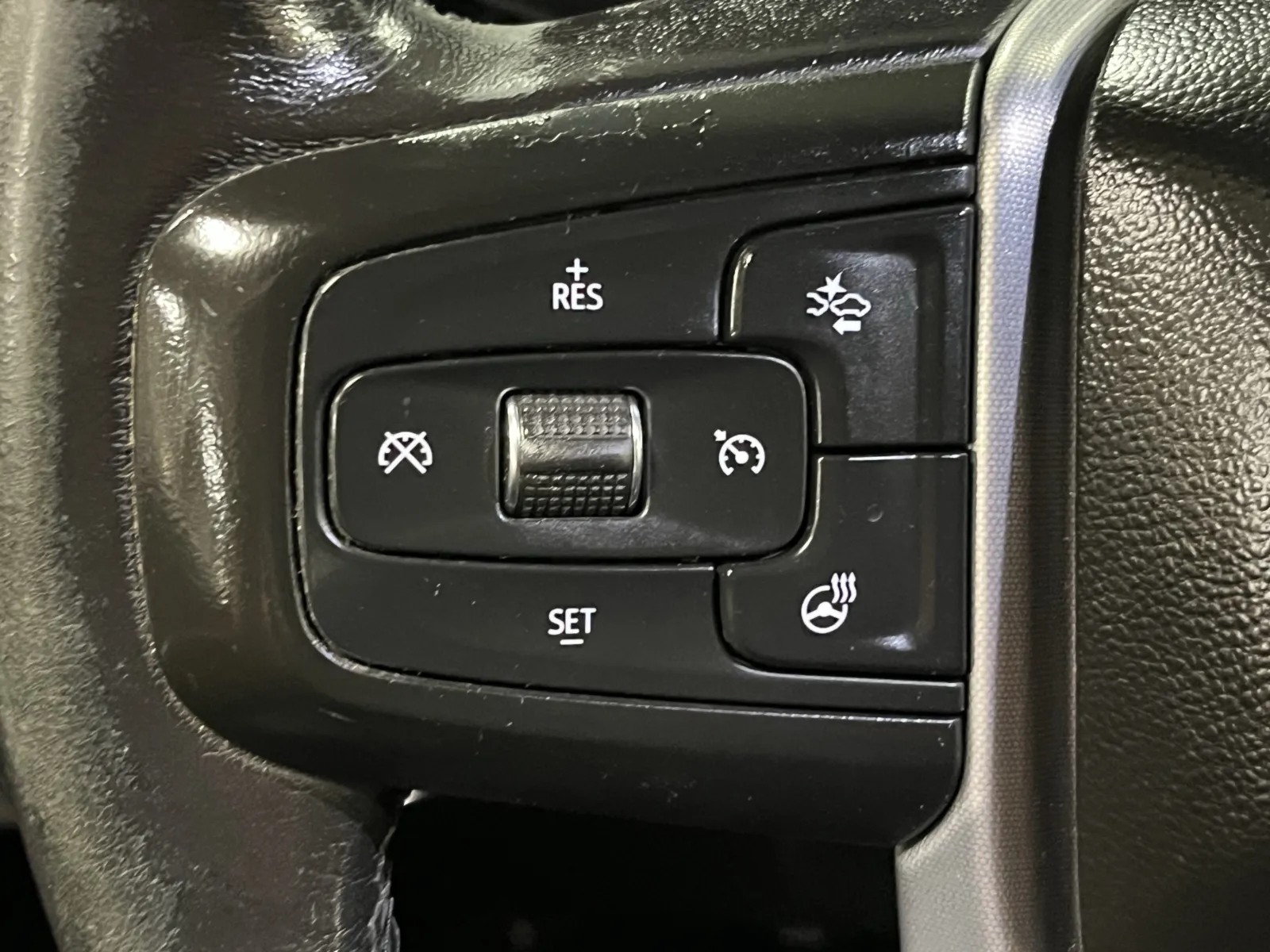 GMC Sierra photo 16