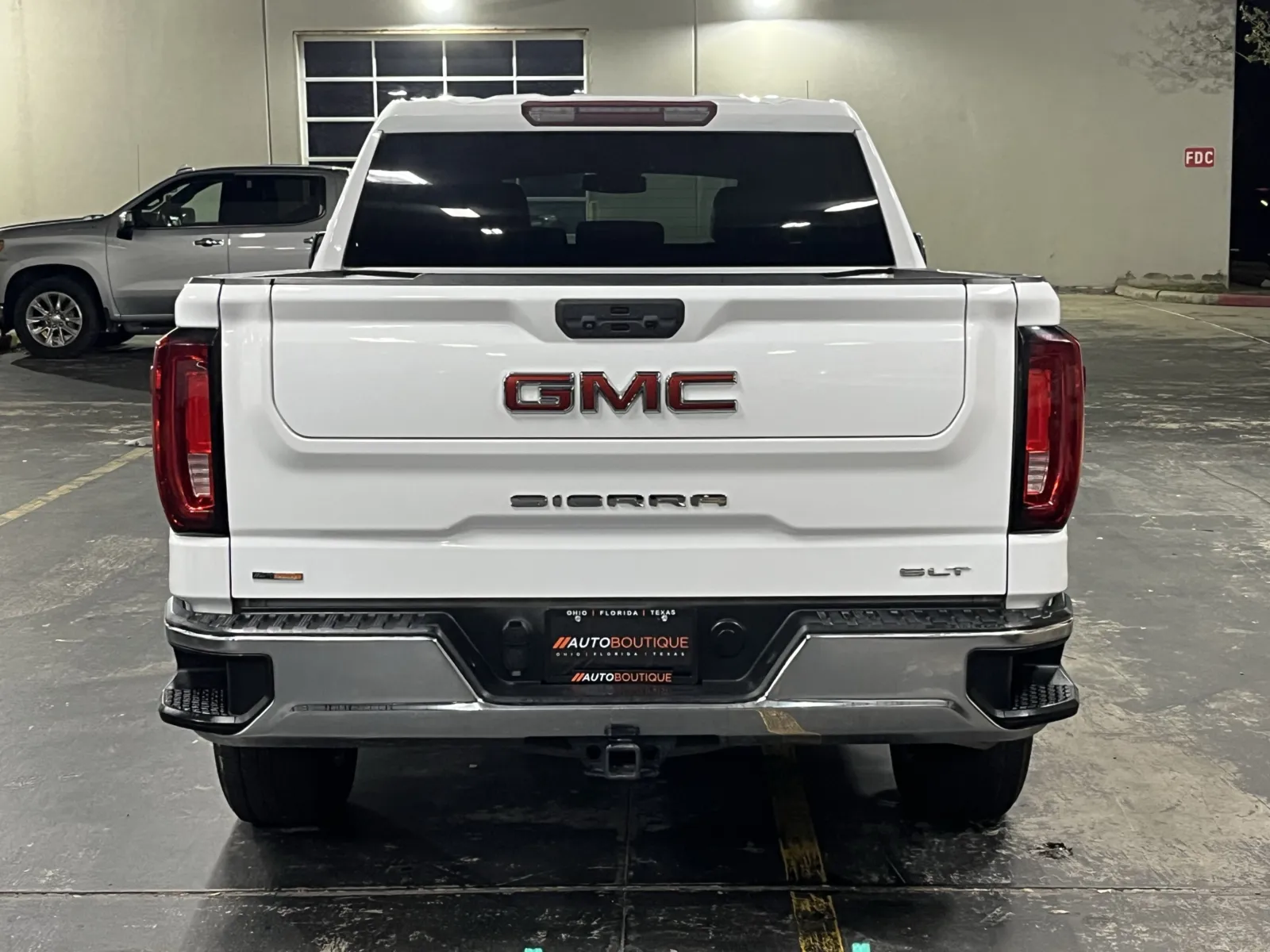 GMC Sierra photo 7
