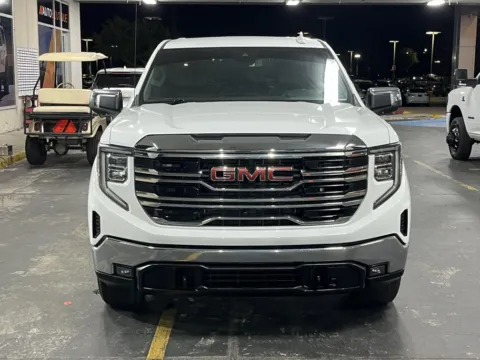 More photos of 2022 GMC Sierra 1500 SLT at Auto Boutique Texas, TX
