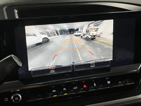 More photos of 2022 GMC Sierra 1500 SLT at Auto Boutique Texas, TX