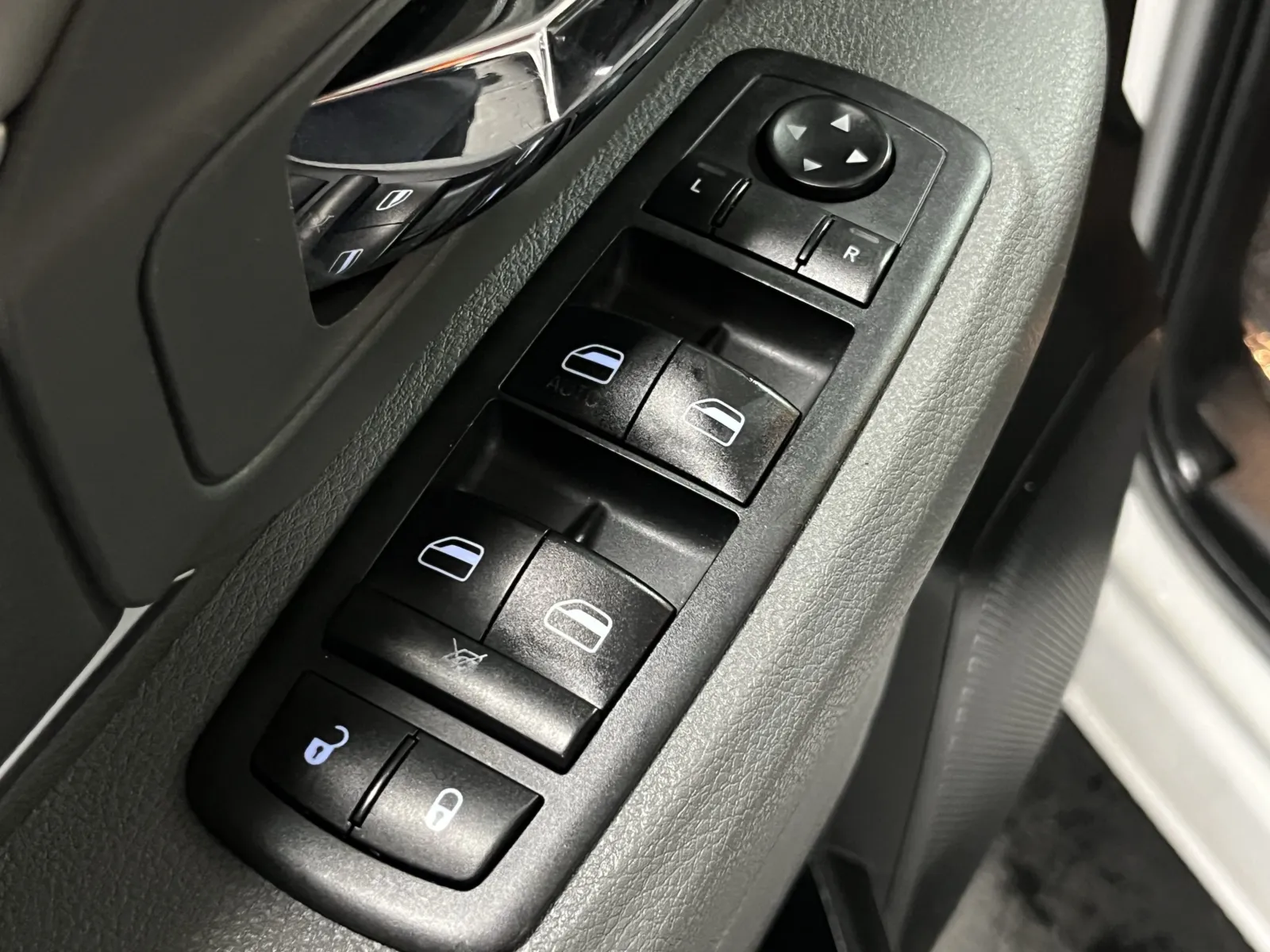 Ram 1500 photo 22