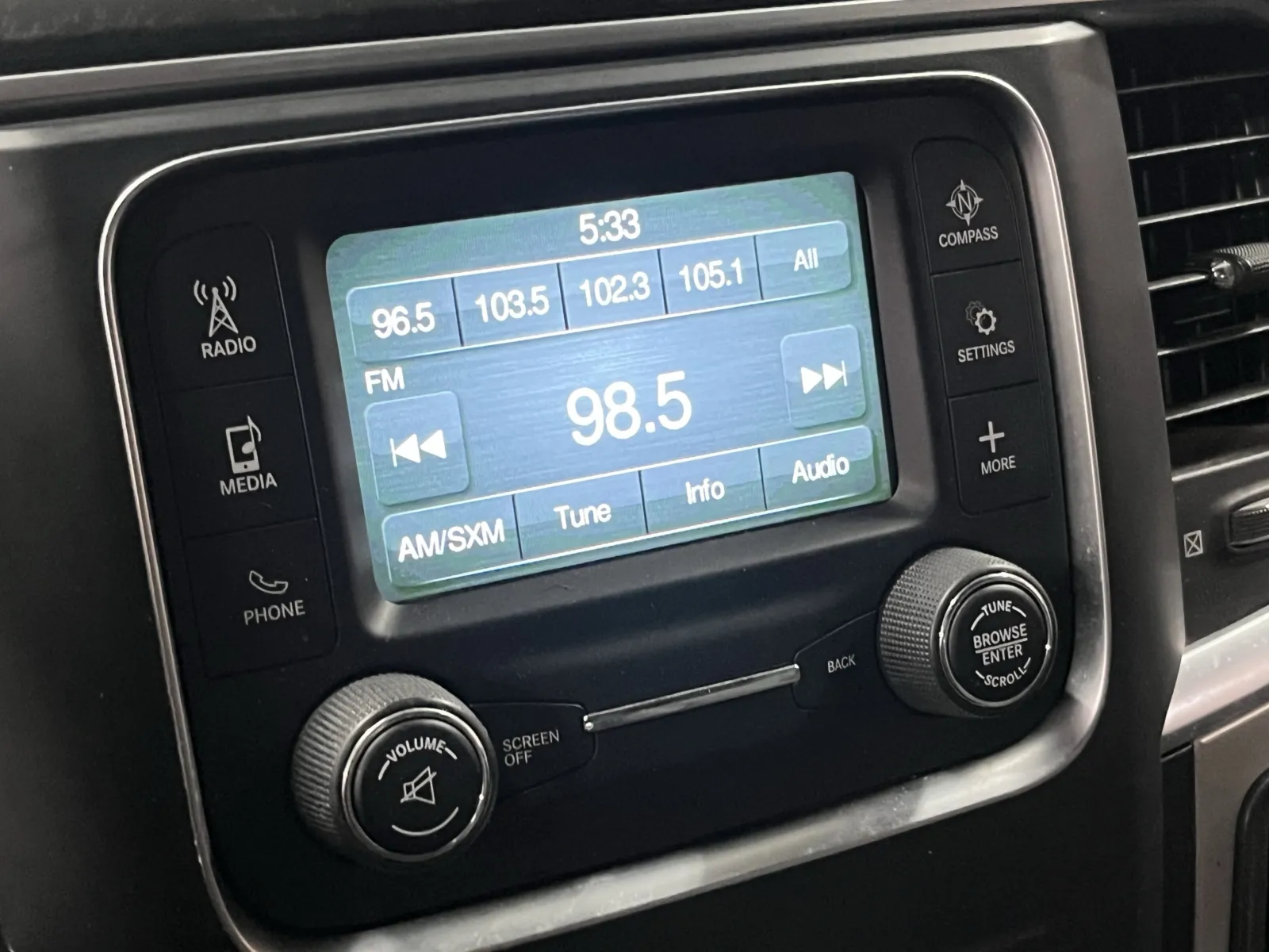 Ram 1500 photo 6