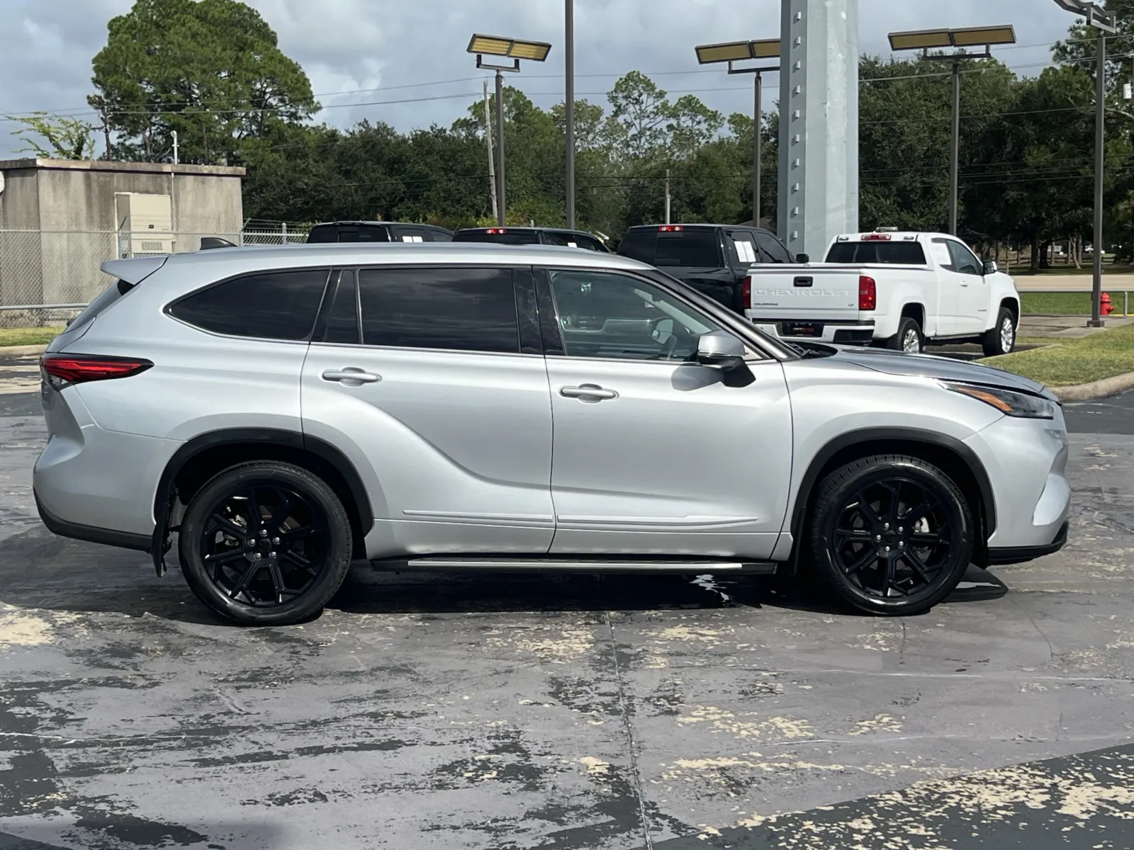 Toyota Highlander photo 11