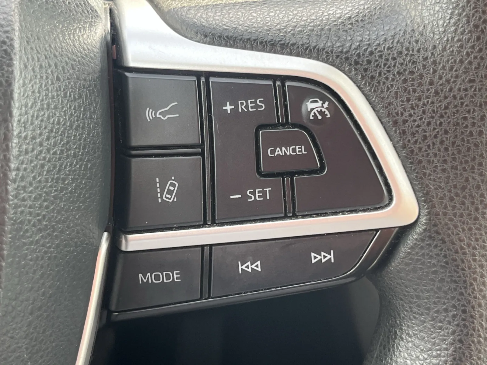 Toyota Highlander photo 17