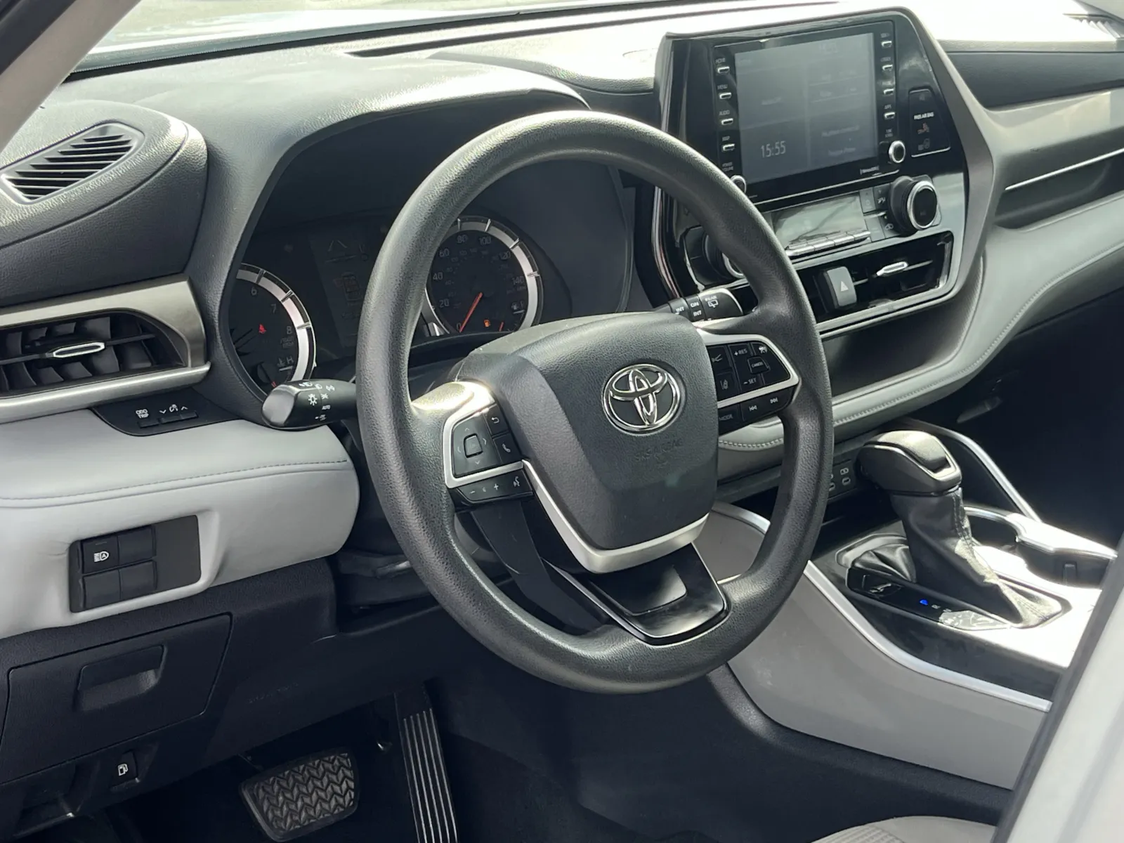 Toyota Highlander photo 12