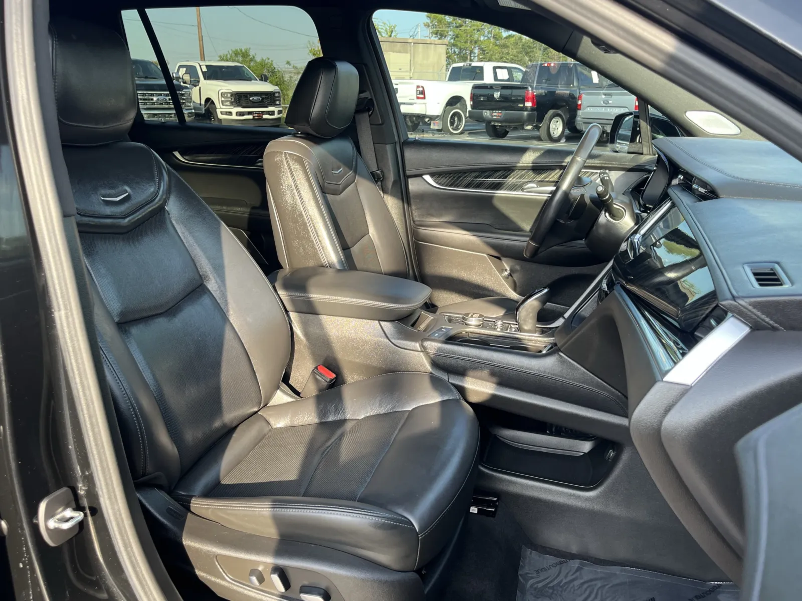 Cadillac XT6 photo 26
