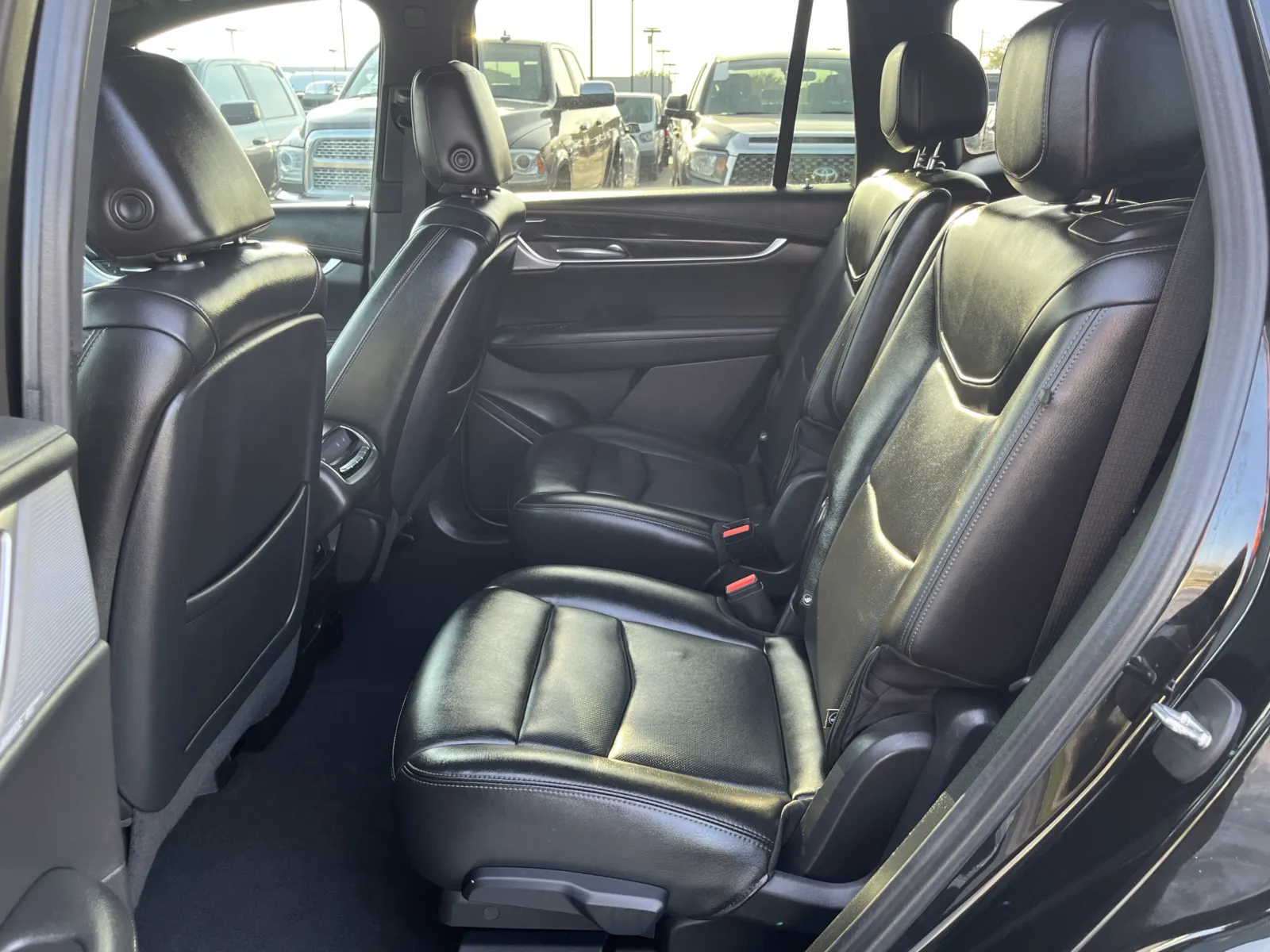 Cadillac XT6 photo 27