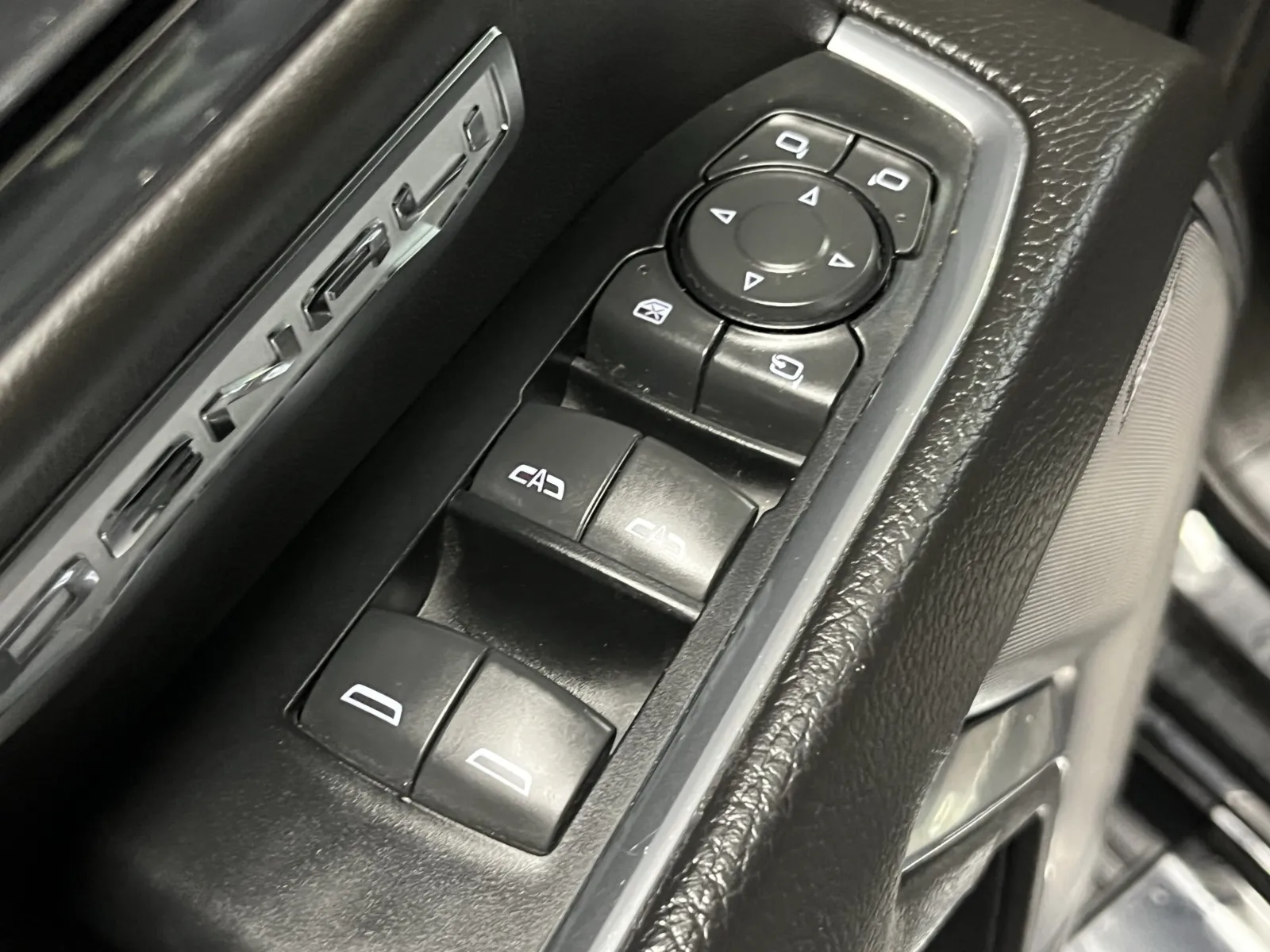 GMC Sierra photo 23