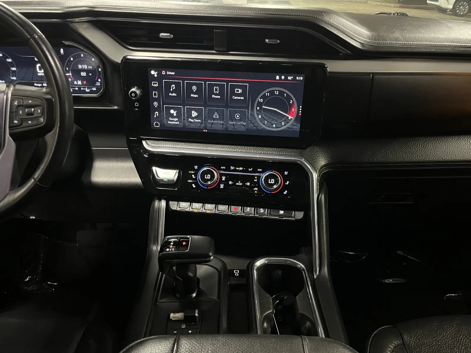 GMC Sierra photo 22