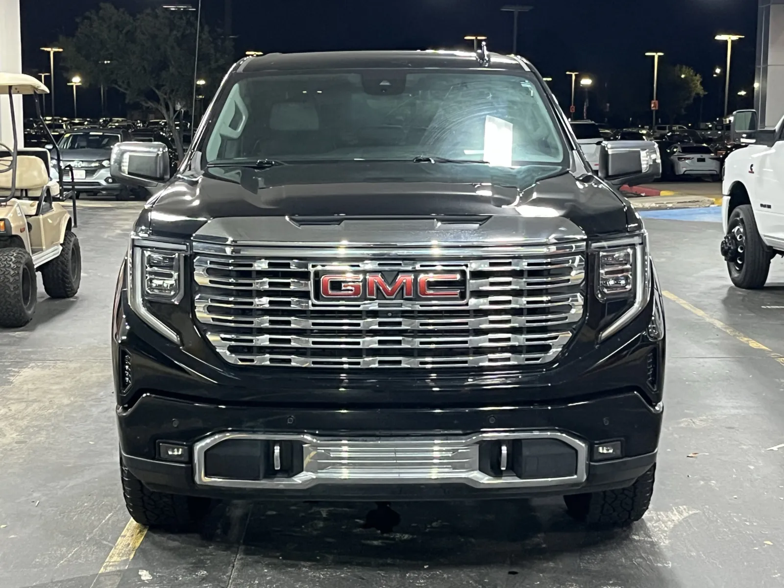 GMC Sierra photo 4