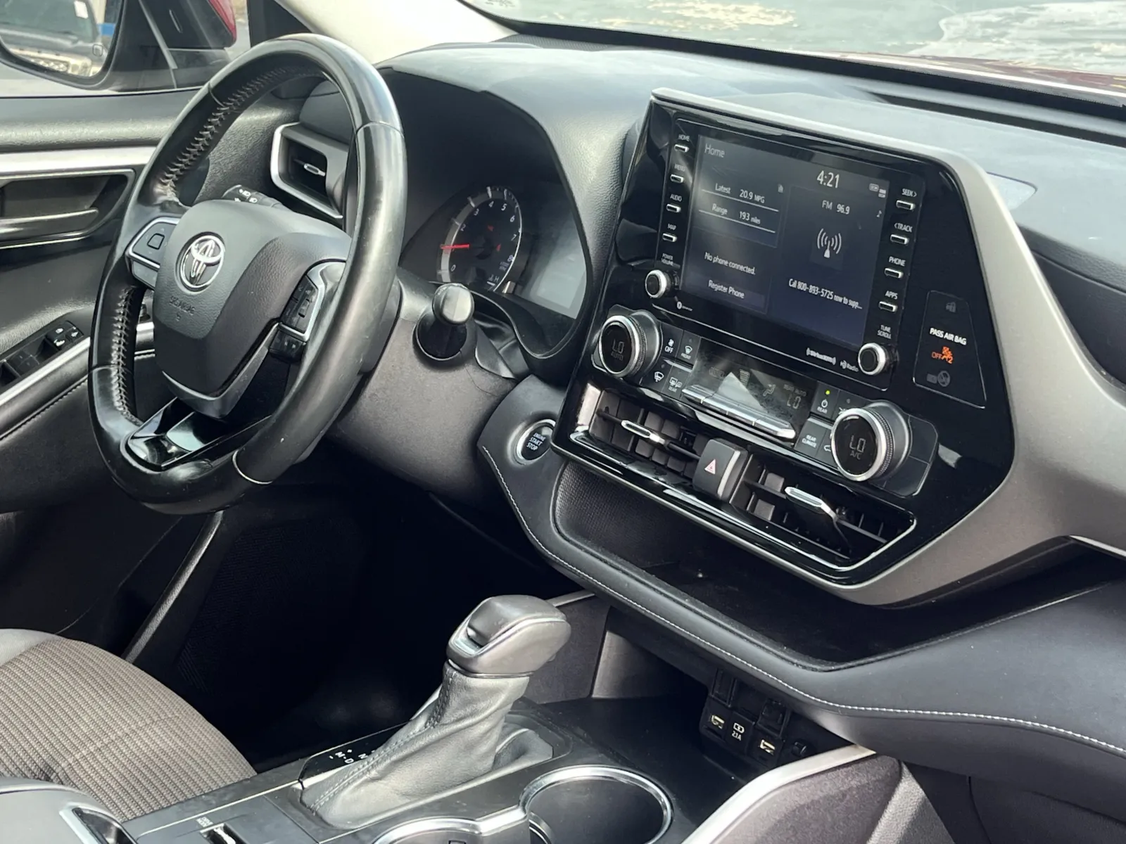 Toyota Highlander photo 13