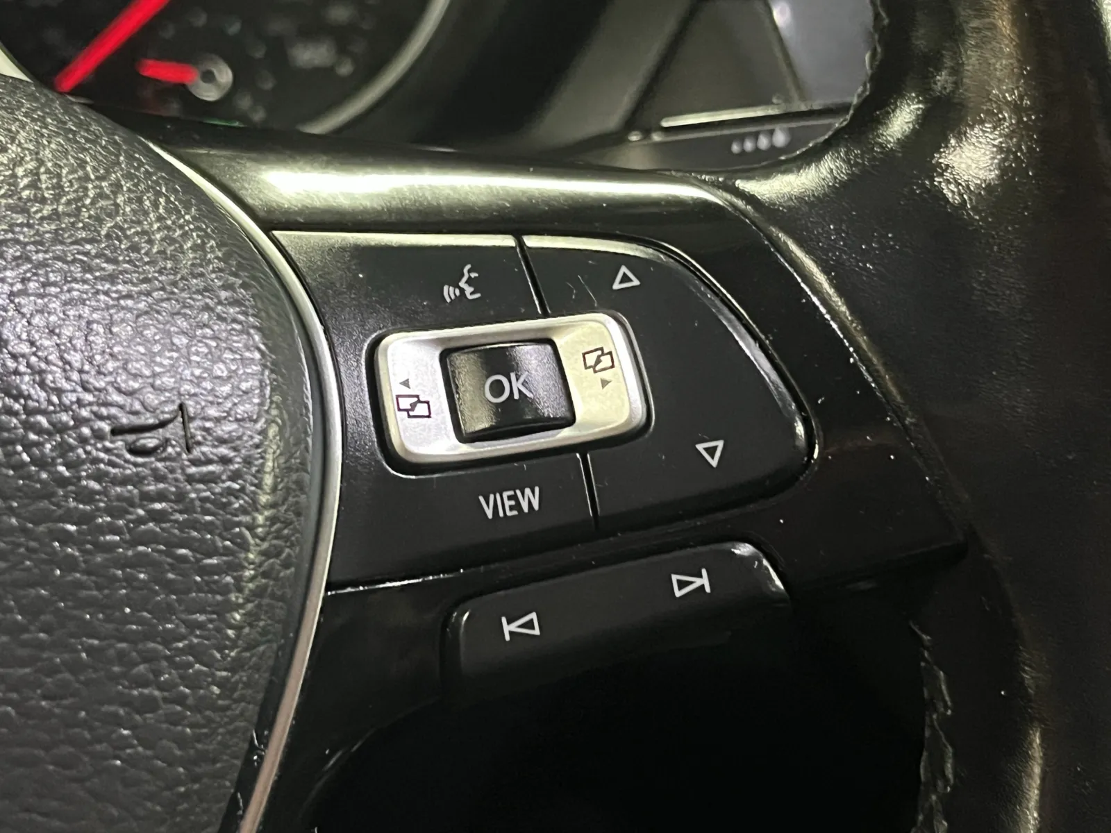 Volkswagen Tiguan photo 18