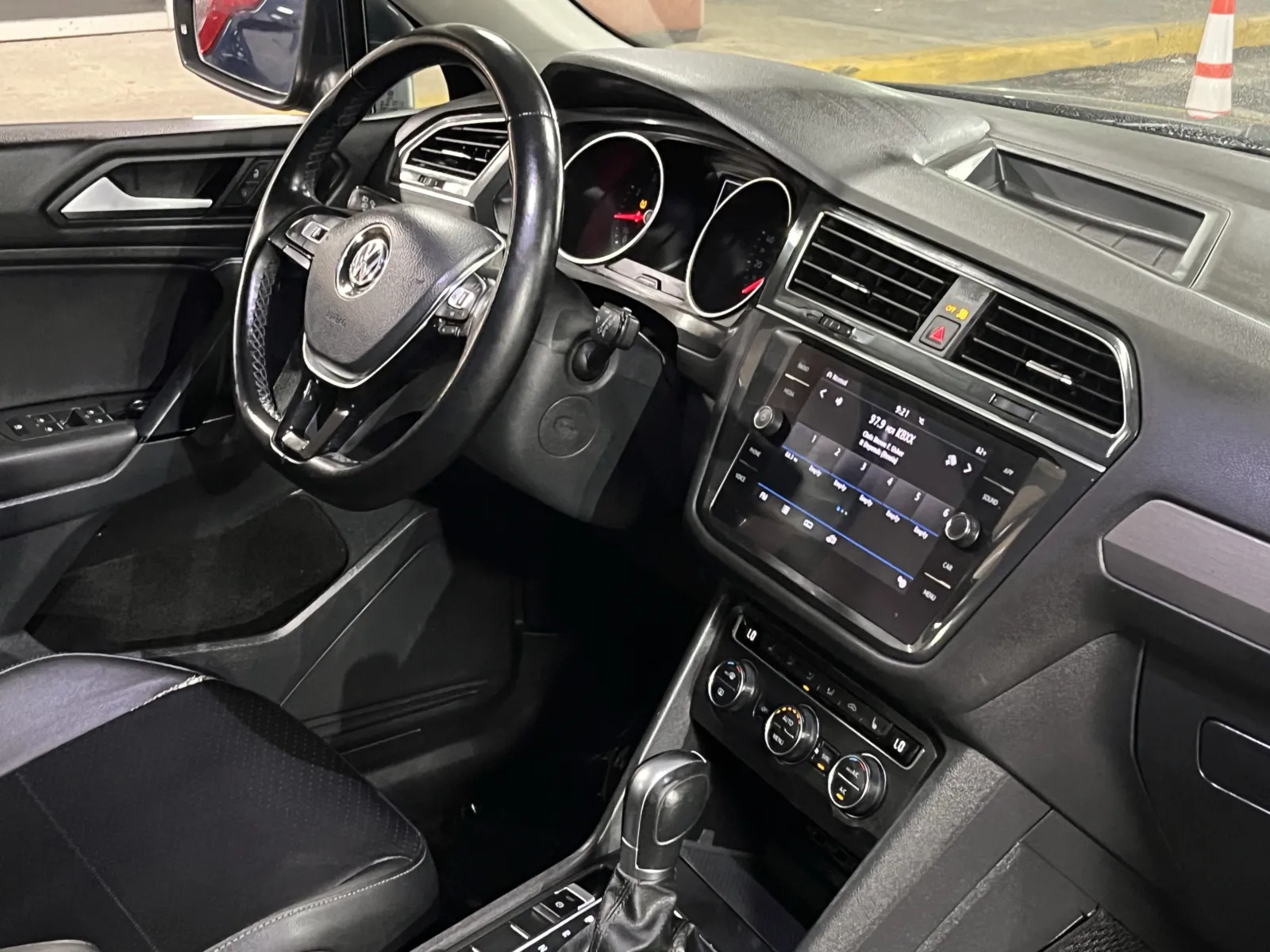 Volkswagen Tiguan photo 14
