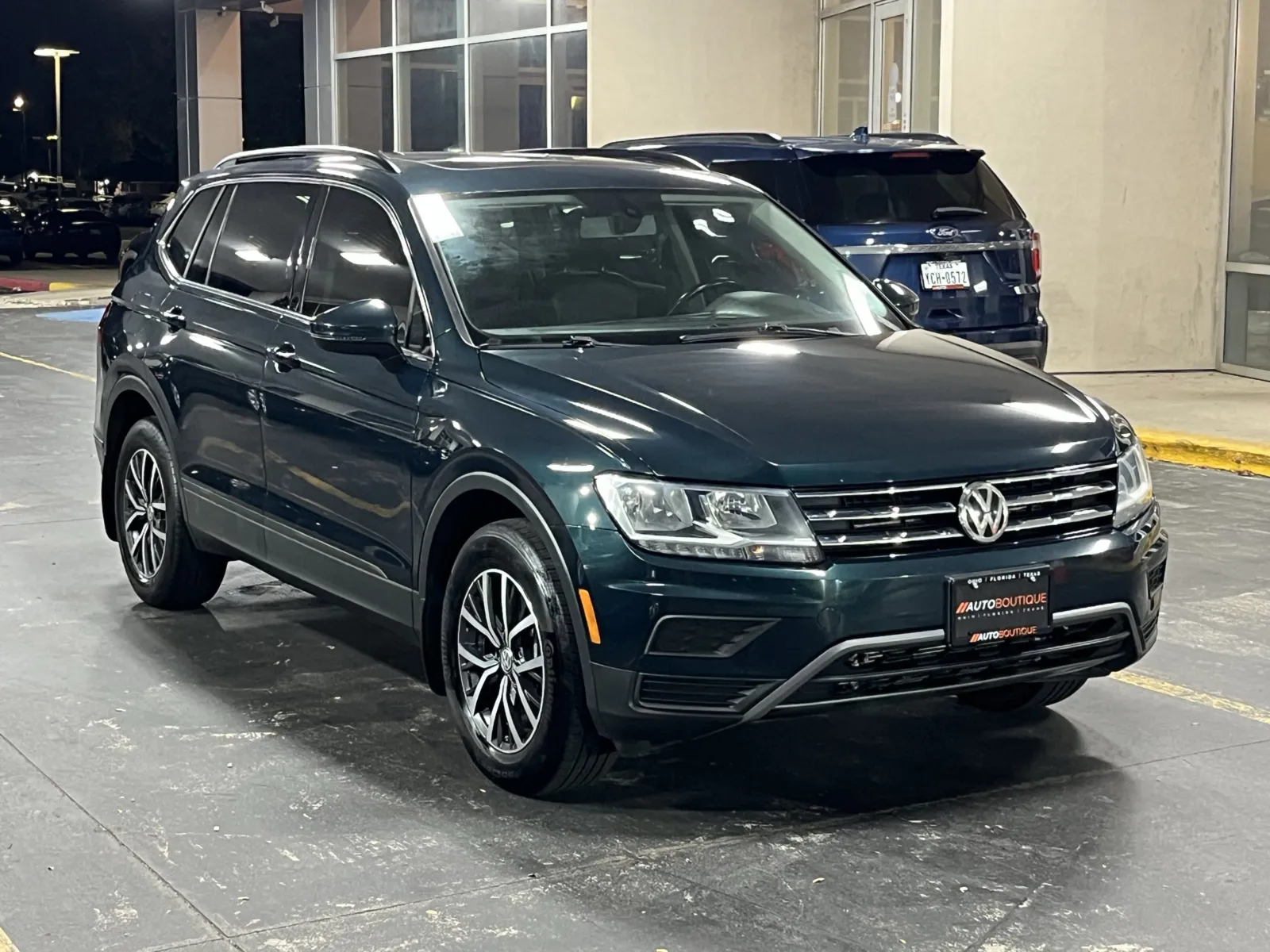 Volkswagen Tiguan photo 2
