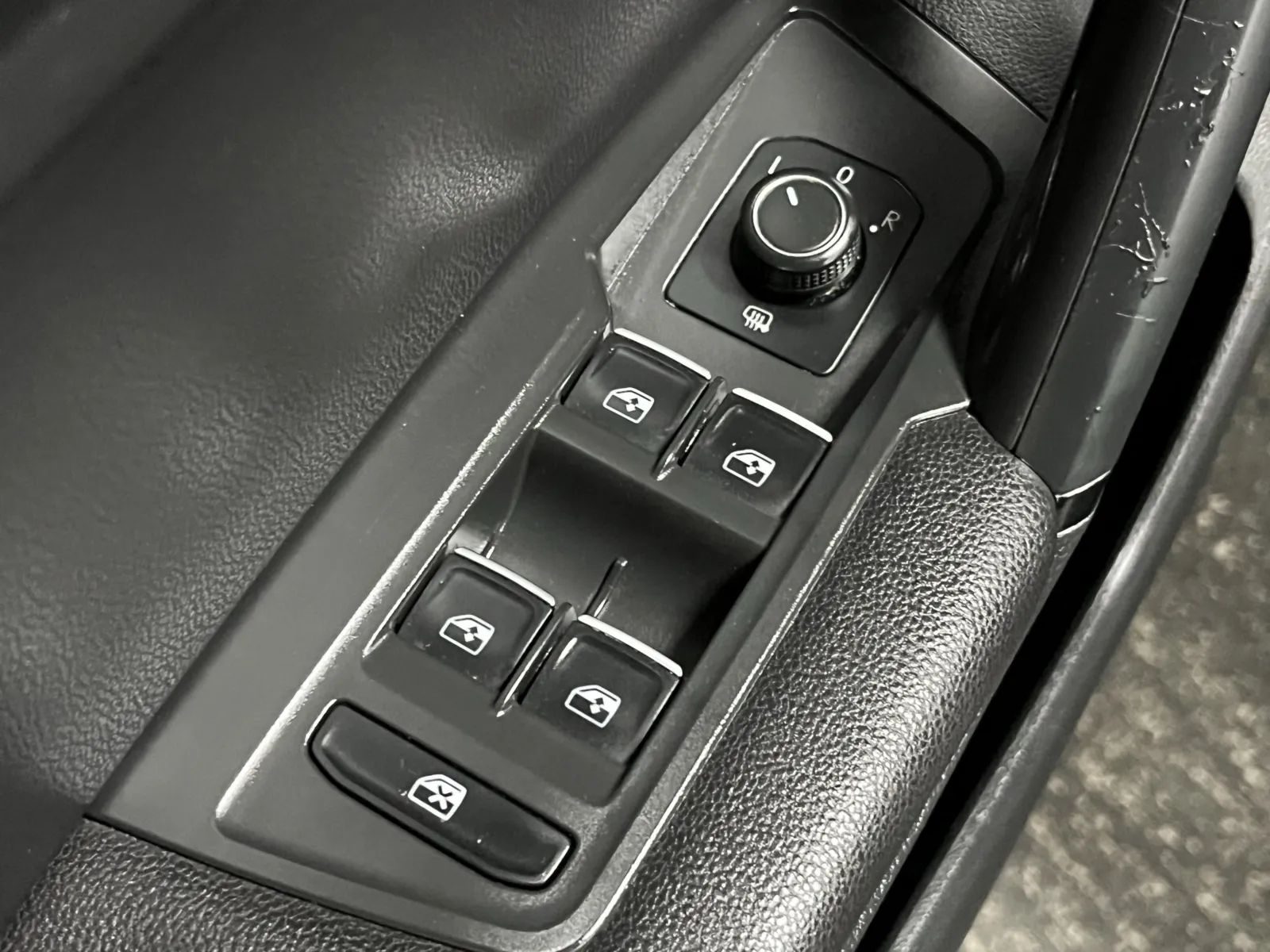 Volkswagen Tiguan photo 23