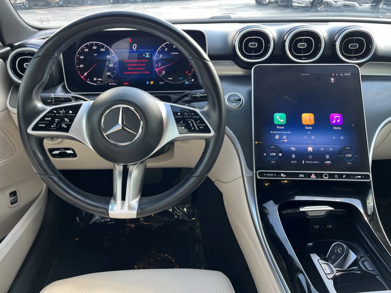 Mercedes-Benz C-Class photo 17