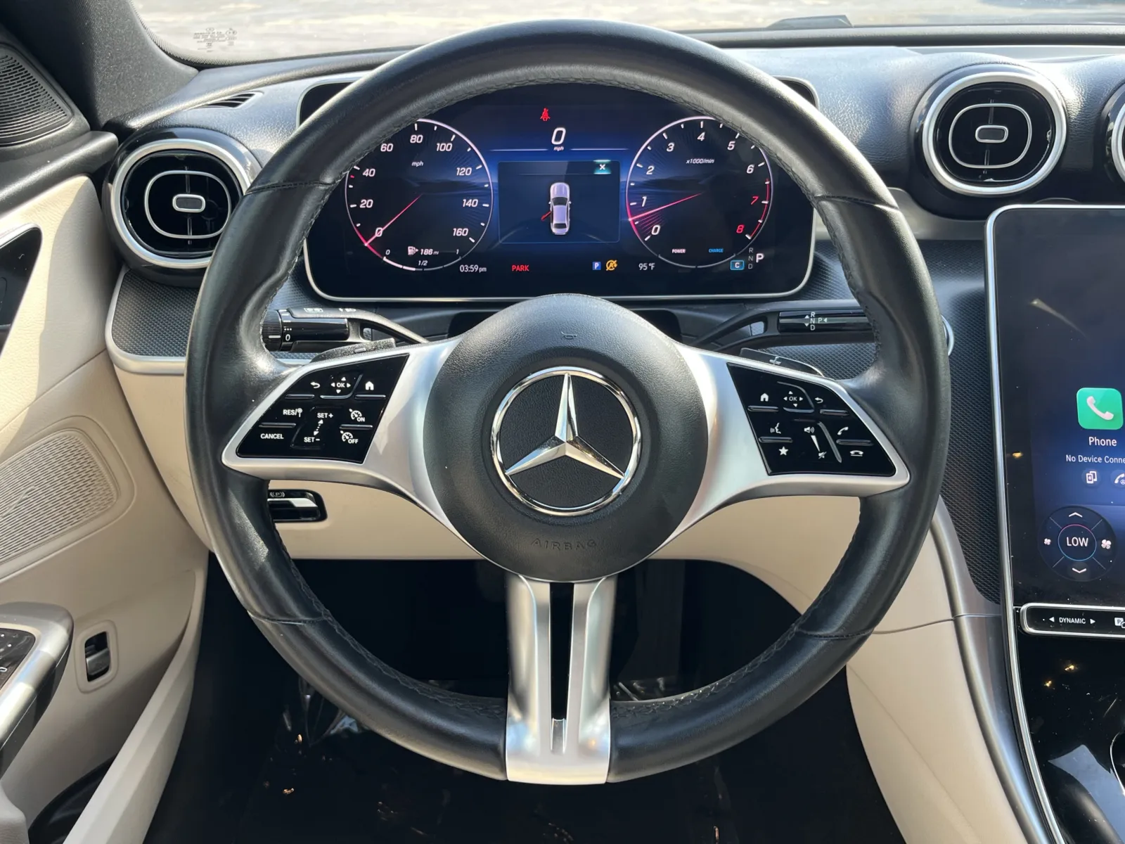 Mercedes-Benz C-Class photo 18
