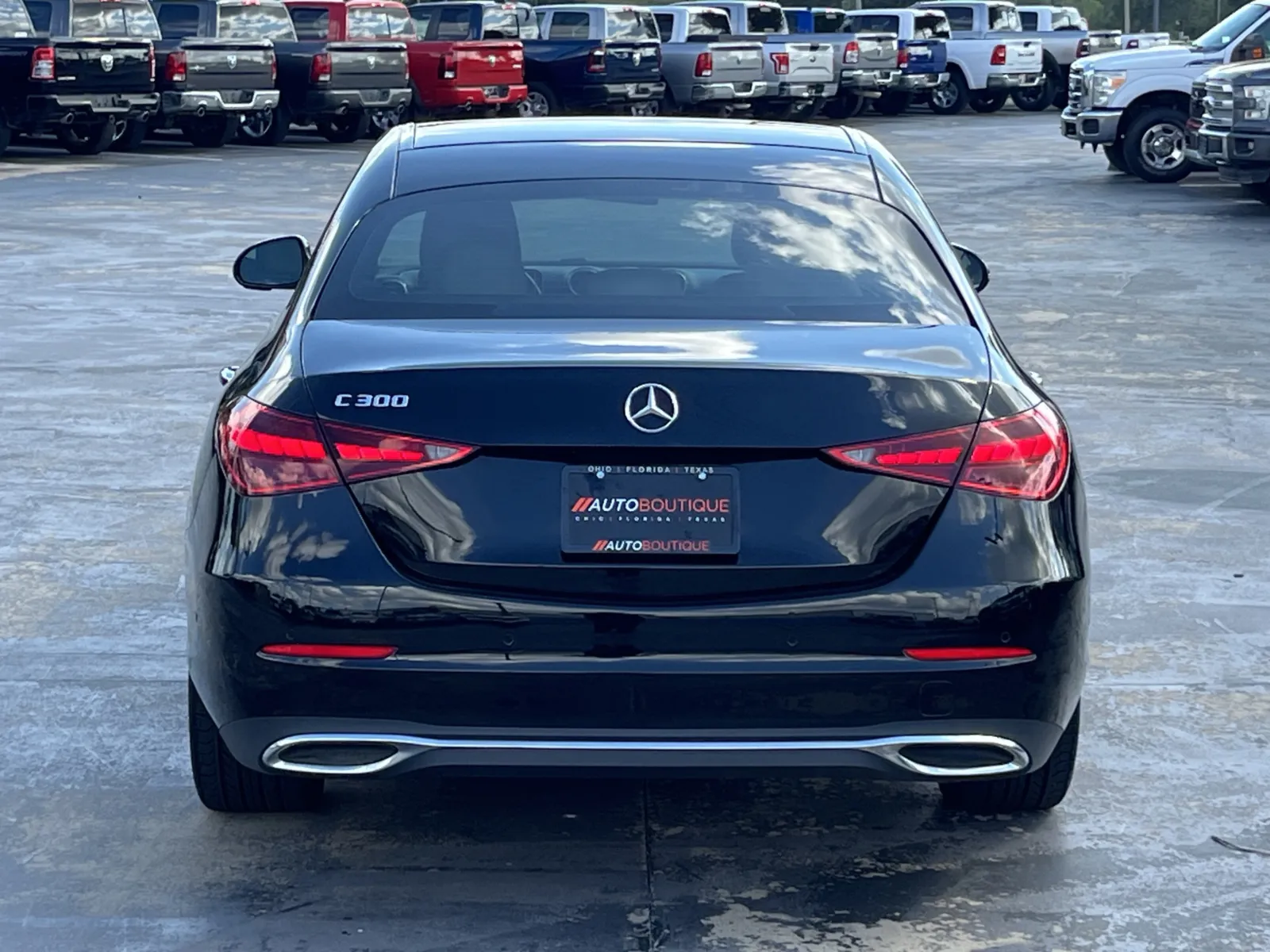 Mercedes-Benz C-Class photo 8