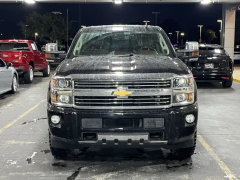 More photos of 2016 Chevrolet Silverado 2500 HD High Country at Auto Boutique Texas, TX