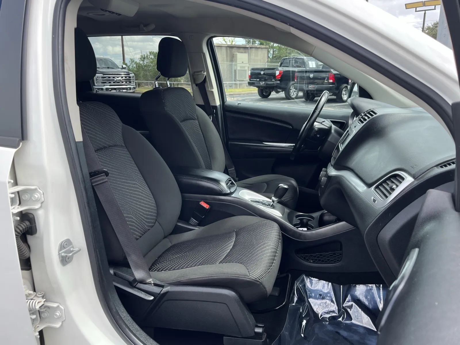 Dodge Journey photo 23