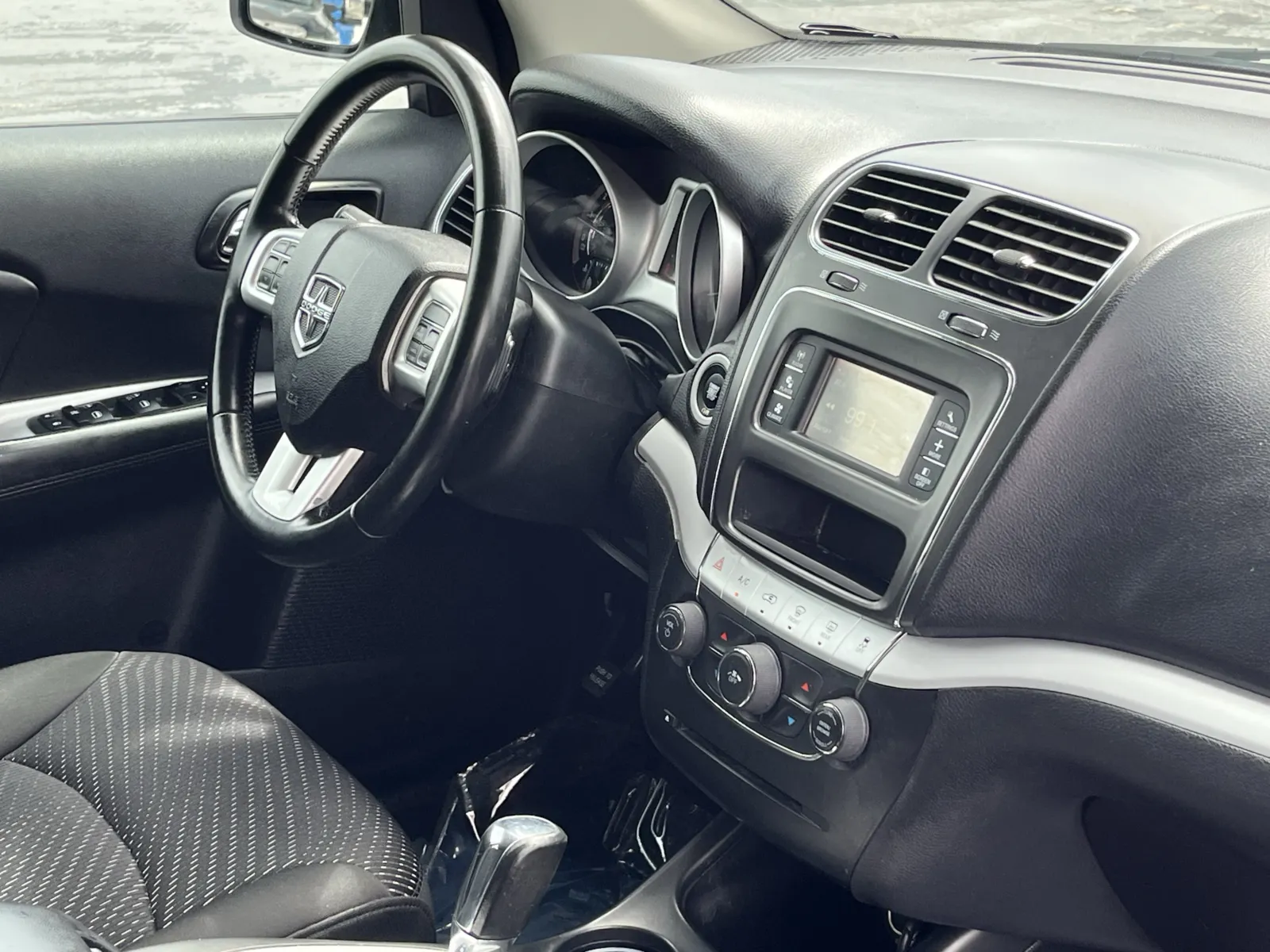 Dodge Journey photo 11