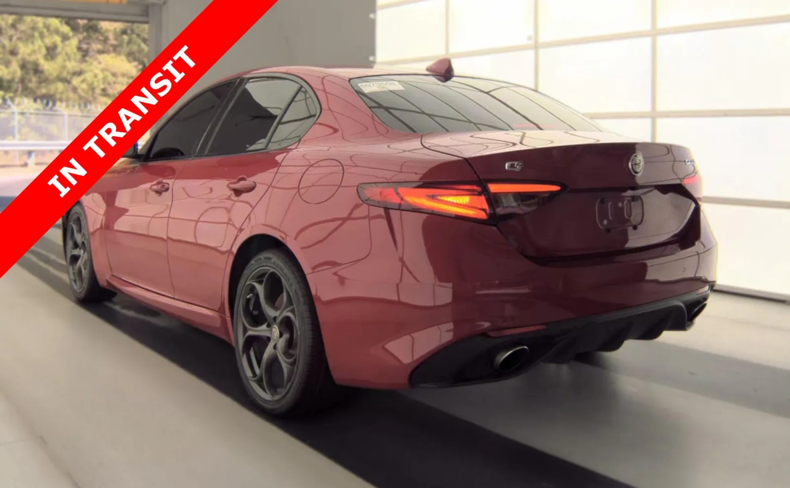 Alfa Romeo Giulia photo 5