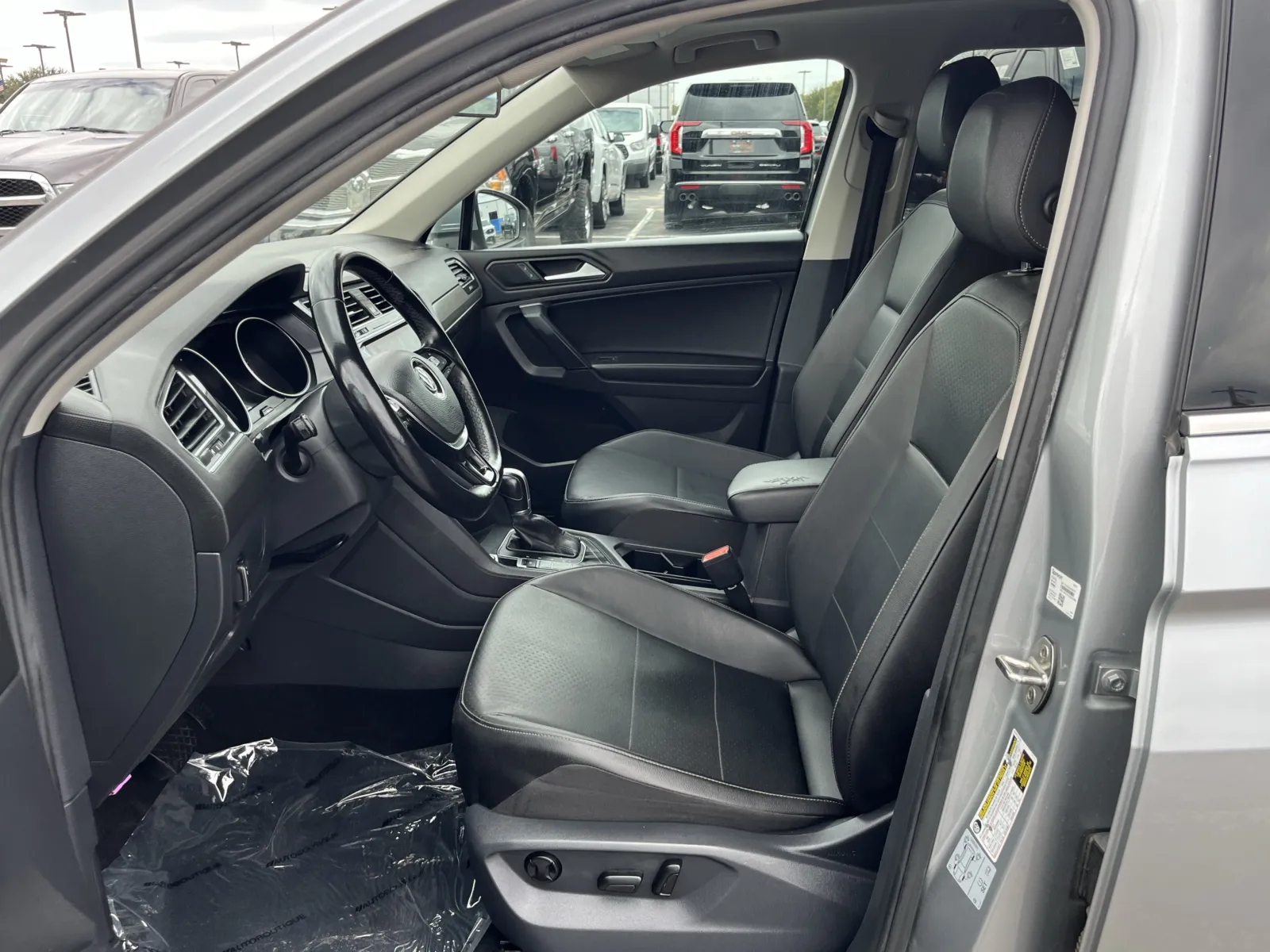 Volkswagen Tiguan photo 27