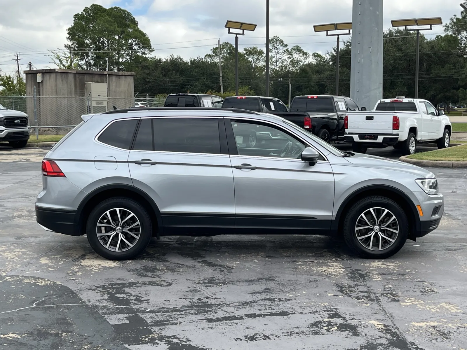 Volkswagen Tiguan photo 11