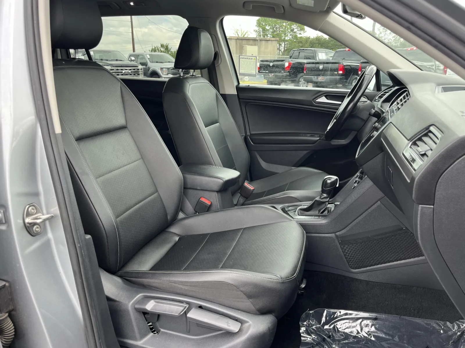 Volkswagen Tiguan photo 28
