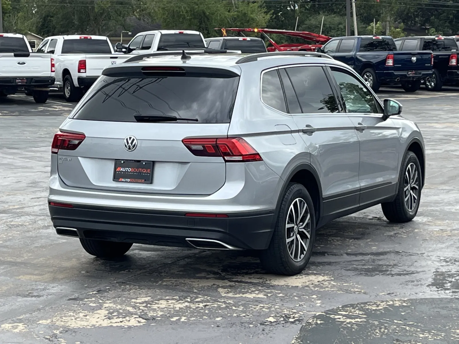Volkswagen Tiguan photo 9