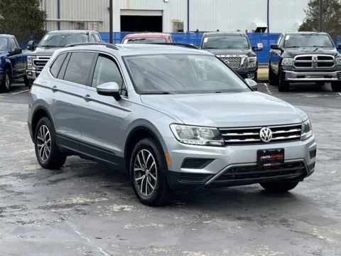 Another view of 2019 Volkswagen Tiguan SE for sale in Alvin, TX at Auto Boutique Texas