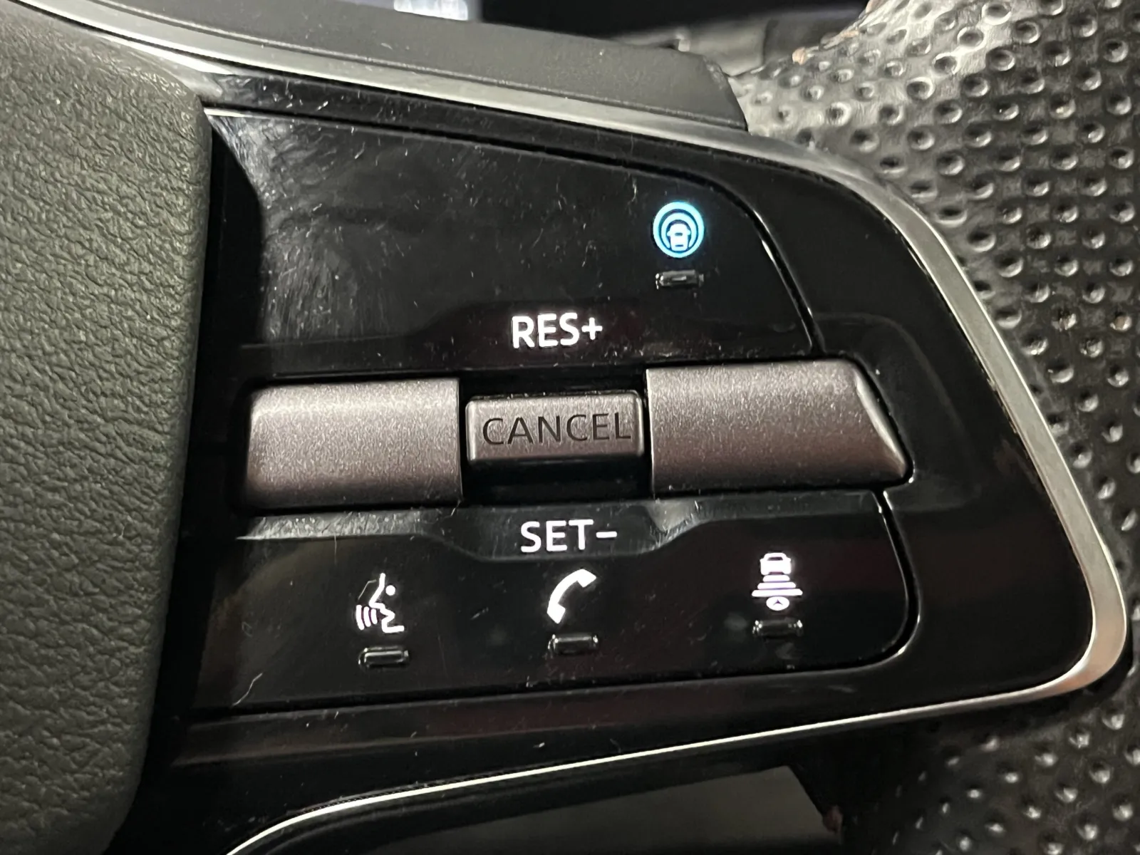 Nissan Ariya photo 19