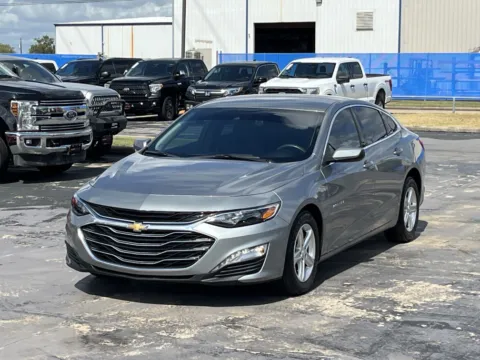 Photos of 2024 Chevrolet Malibu LT for sale in Alvin, TX at Auto Boutique Texas