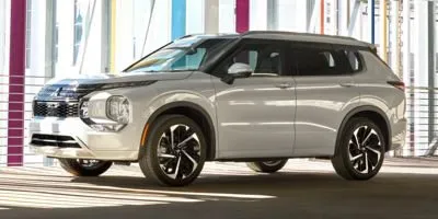 Gray 2024 Mitsubishi Outlander SE for sale in Alvin, TX